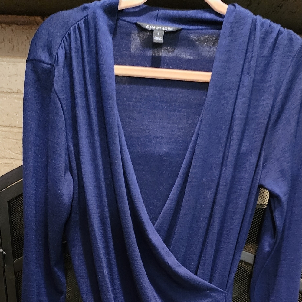 Medium Blue 41 Hawthorn top